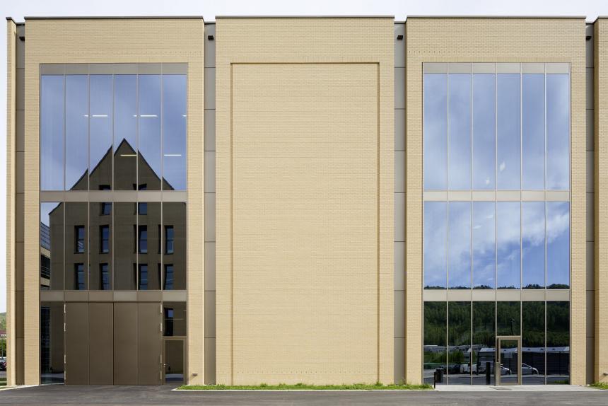 Groz-Beckert Gebäude 34, Maschinenbau- und Produktionshalle