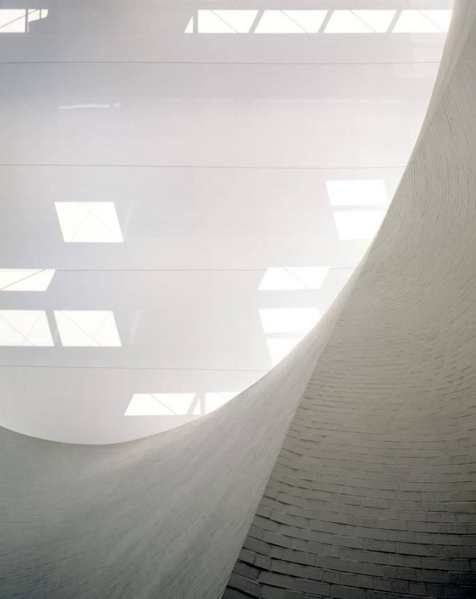 fhp2008--Koenigs-Architekten--Pfarrkirche-St-Franziskus--slide-06