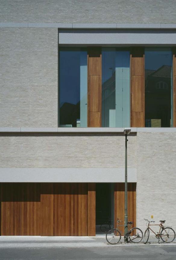 Galeriegebäude am Kupfergraben 10